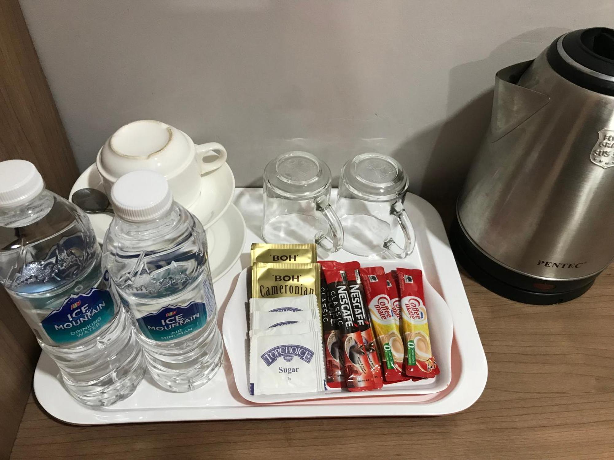 Grand Village Inn Пантай Ченанг Екстериор снимка